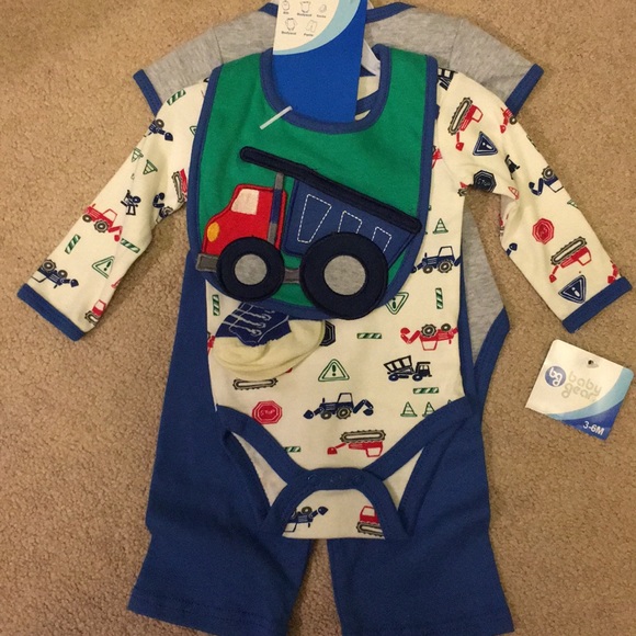 Baby Gear Other - Baby boy construction set Baby Gear Other - Baby boy construction set